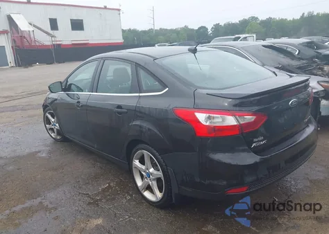 2012 Ford Focus Titanium from USA, damaged, VIN 1FAHP3J29CL125197